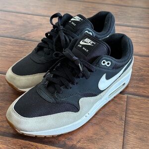 Nike Air Max 1 Black Light Bone Gum 2018